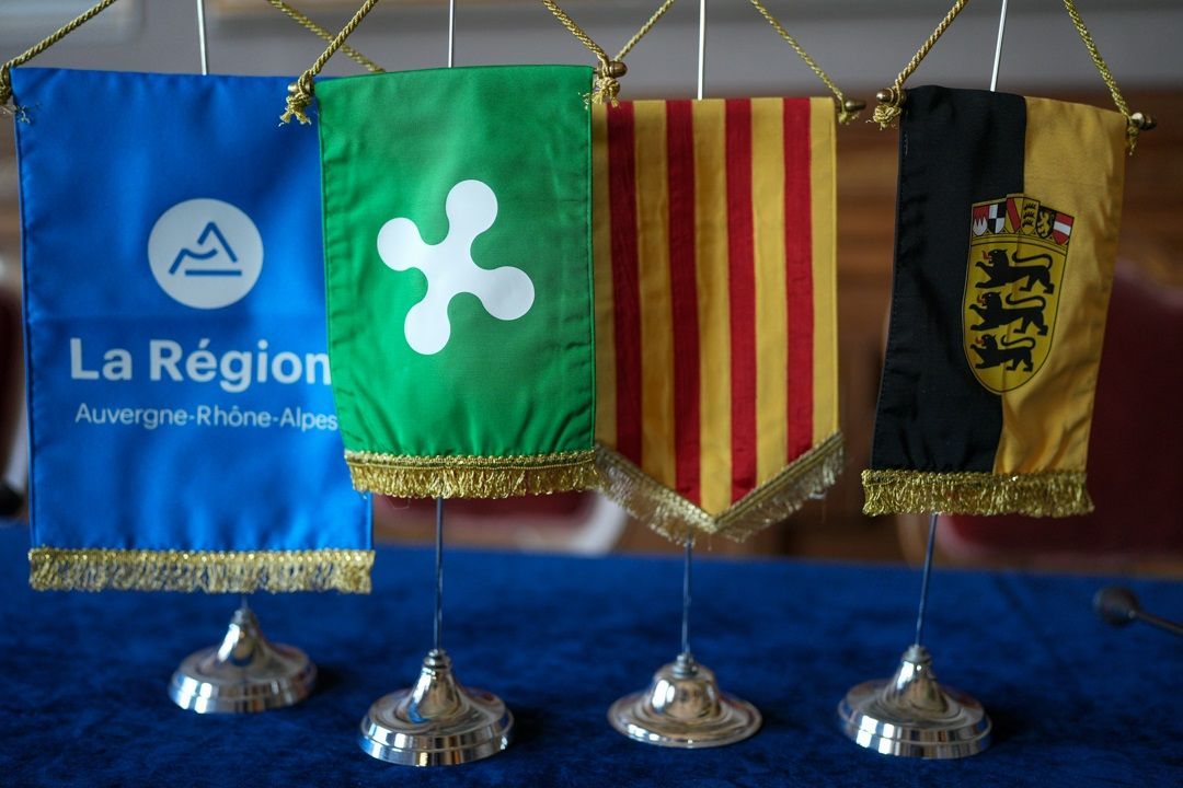 Bandiera della rete "Quattro Motori per l'Europa"
