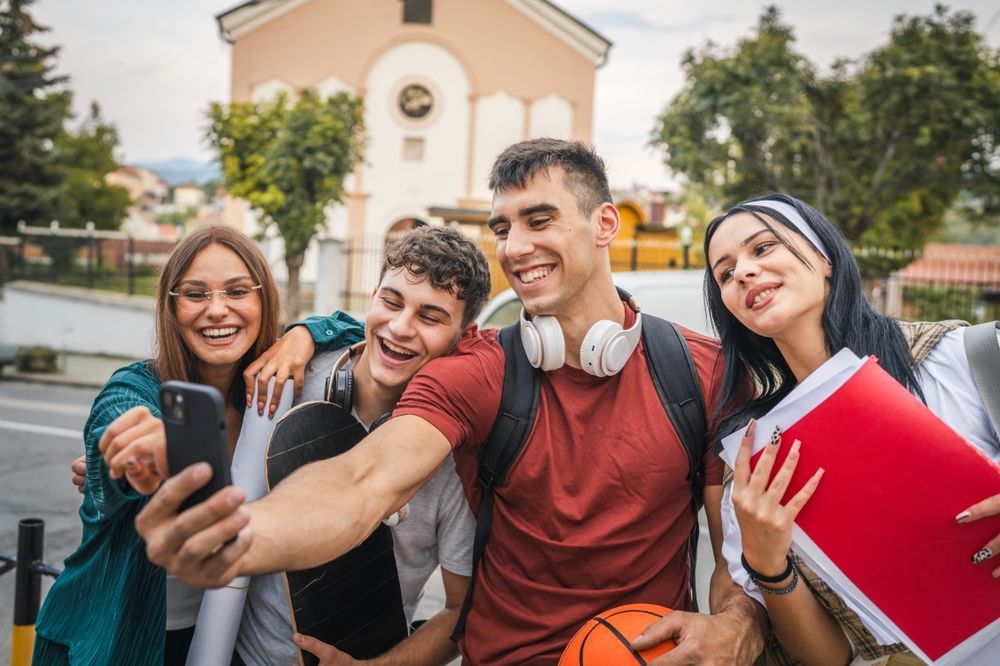 I giovani e le giovani generazioni
