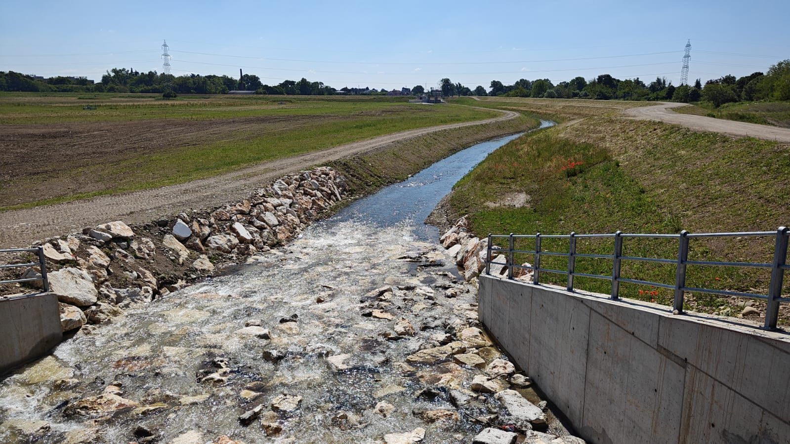 Vasca del fiume Olona nel Comune di Canegrate (MI)